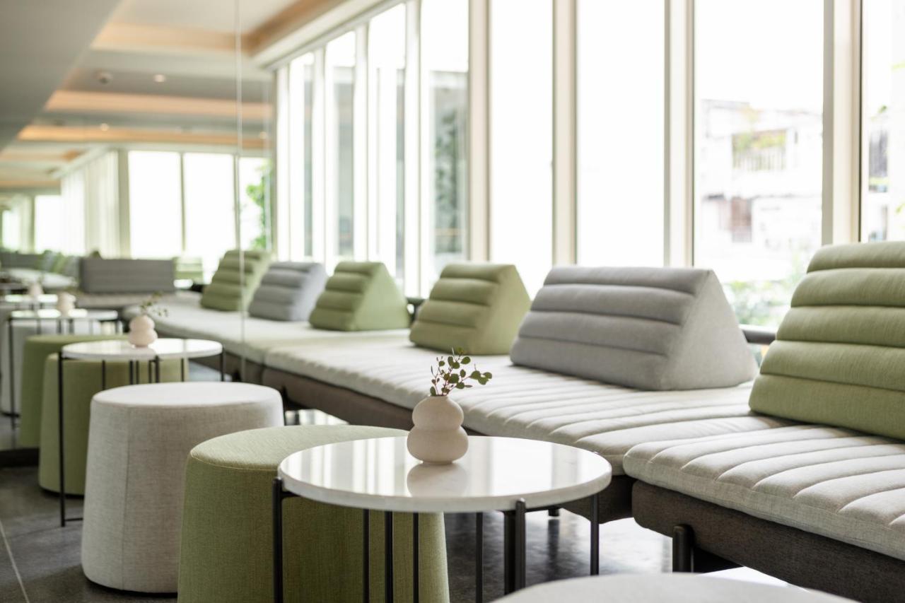 Yanh Ratchawat Hotel Bangkok Ngoại thất bức ảnh