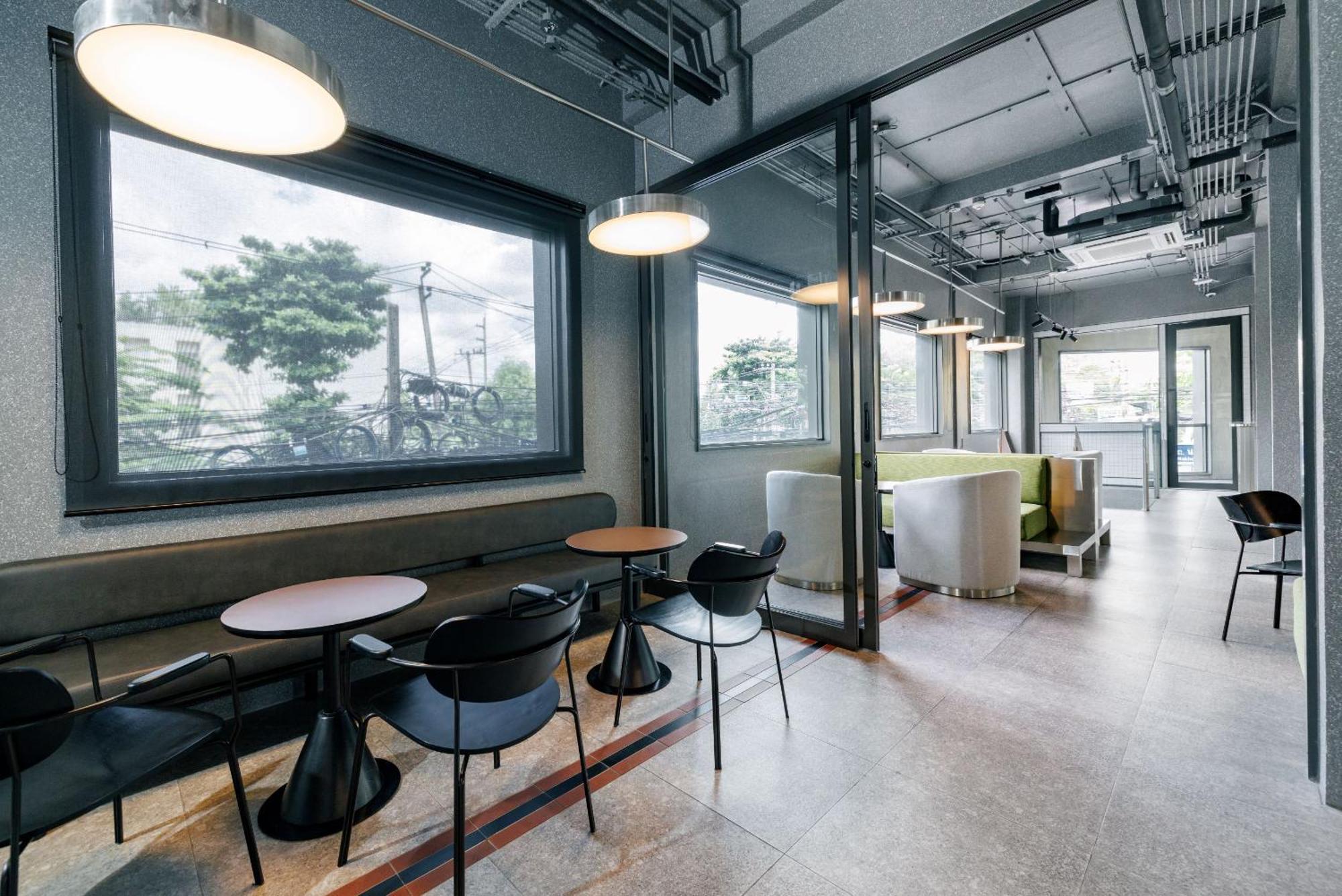 Yanh Ratchawat Hotel Bangkok Ngoại thất bức ảnh